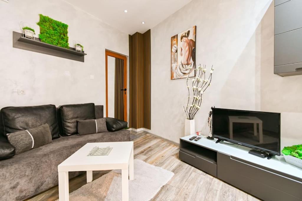 Velar 1Bdr Apartment Sofia Extérieur photo