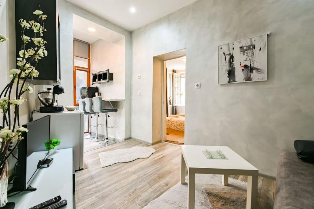 Velar 1Bdr Apartment Sofia Extérieur photo